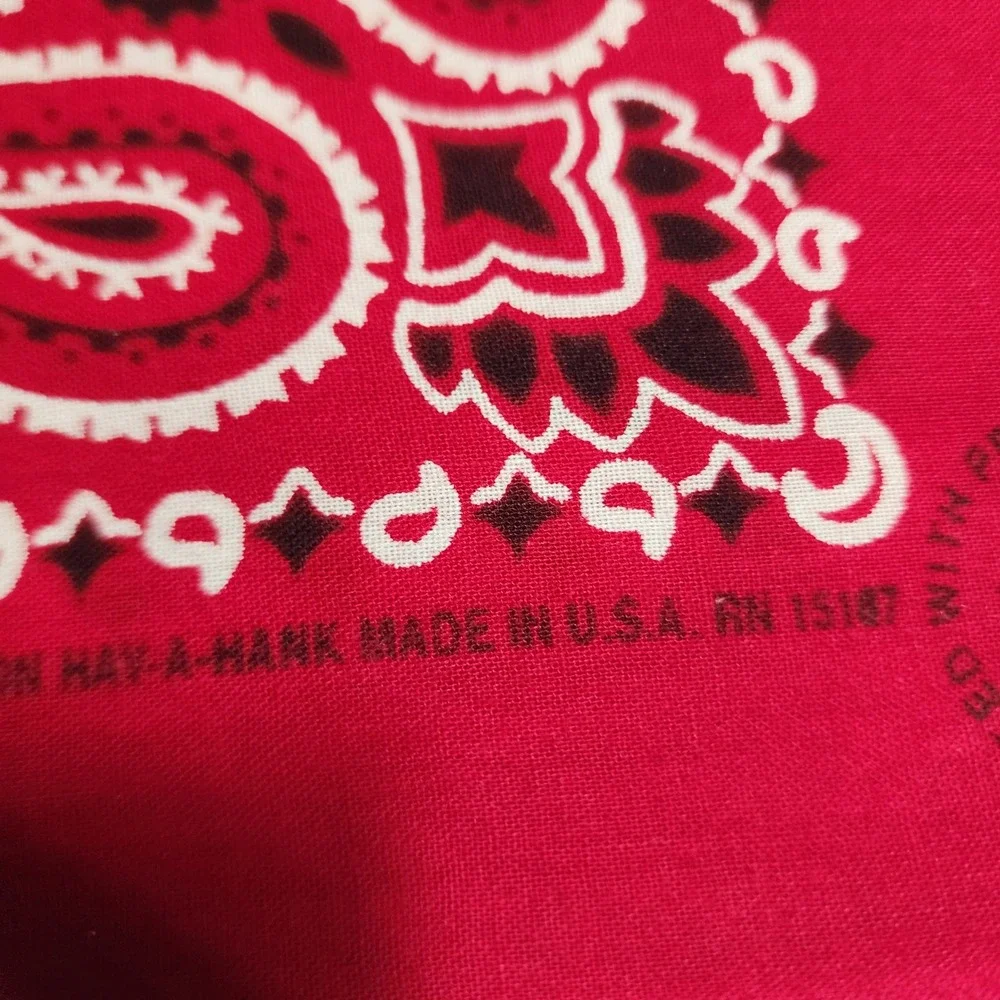 Hav-A-Hank Red Paisley Bandana 100% Cotton Made in USA RN 15187 Square Scarf